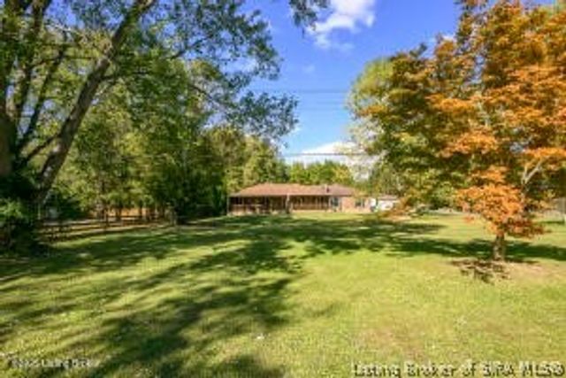 8126 John Pectol Road, Georgetown, IN 47122