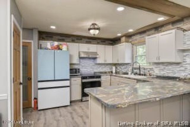 8126 John Pectol Road, Georgetown, IN 47122