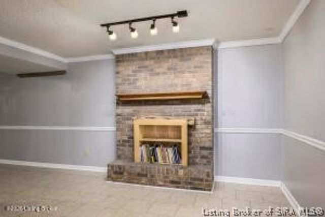 8126 John Pectol Road, Georgetown, IN 47122