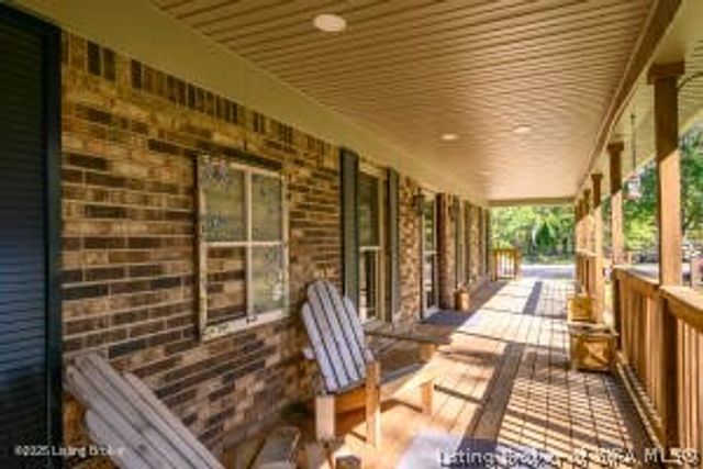 8126 John Pectol Road, Georgetown, IN 47122