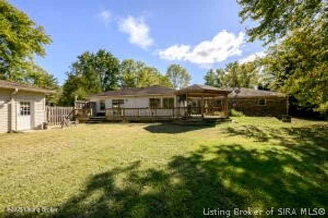 8126 John Pectol Road, Georgetown, IN 47122