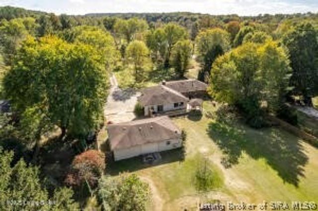 8126 John Pectol Road, Georgetown, IN 47122