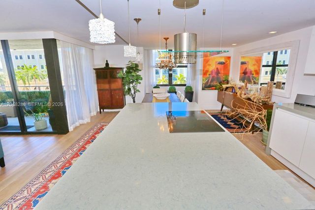 9660 W Bay Harbor Dr 5A, Bay Harbor Islands, FL 33154