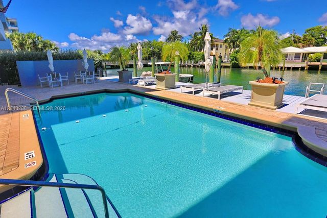 9660 W Bay Harbor Dr 5A, Bay Harbor Islands, FL 33154