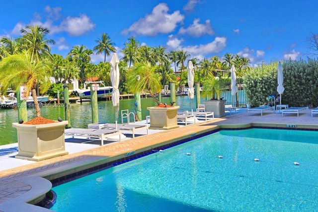 9660 W Bay Harbor Dr 5A, Bay Harbor Islands, FL 33154