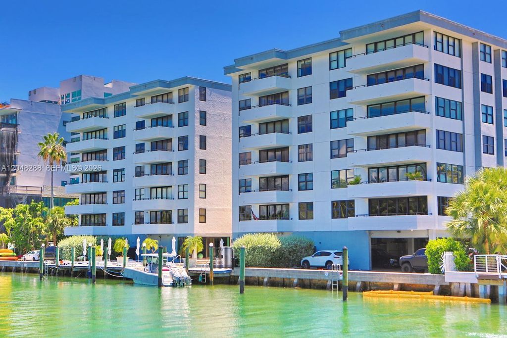 9660 W Bay Harbor Dr 5A, Bay Harbor Islands, FL 33154