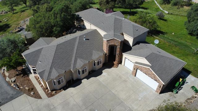 33099 Road 800, Raymond, CA 93653