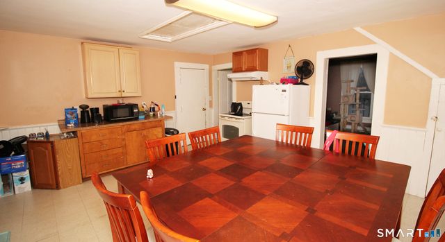 221 Grove Street, Meriden, CT 06451