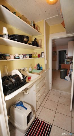 221 Grove Street, Meriden, CT 06451