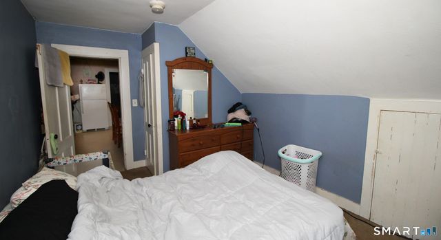 221 Grove Street, Meriden, CT 06451