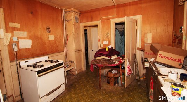 221 Grove Street, Meriden, CT 06451