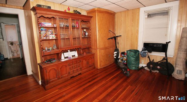 221 Grove Street, Meriden, CT 06451