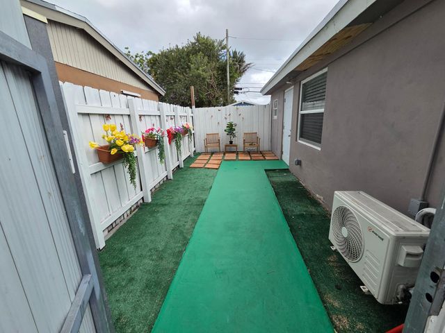 4824 SW 45th Avenue, Dania Beach, FL 33314