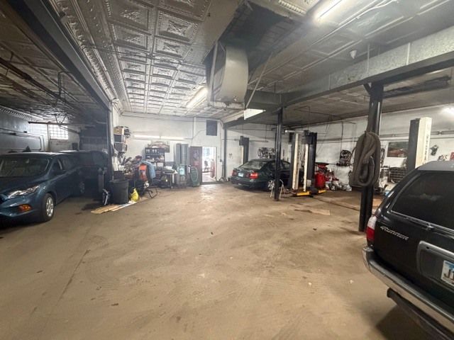 3017 W Irving Park Road, Chicago, IL 60618