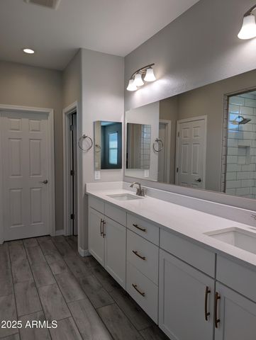 1719 S Spartan Street, Gilbert, AZ 85233
