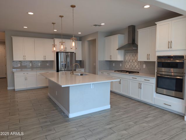 1719 S Spartan Street, Gilbert, AZ 85233
