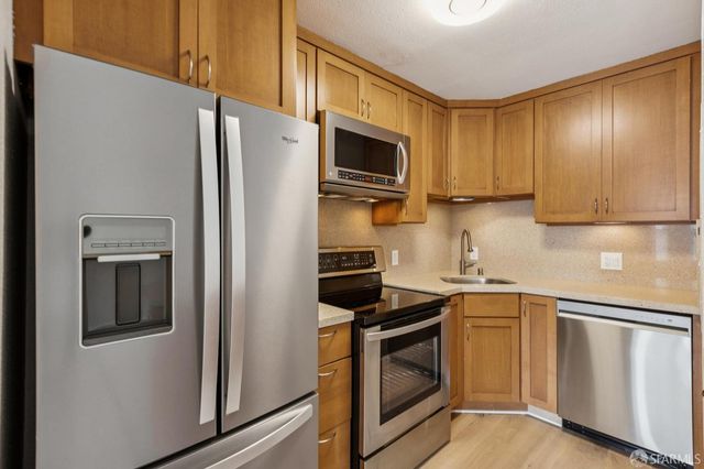 988 Fulton Street 311, San Francisco, CA 94117