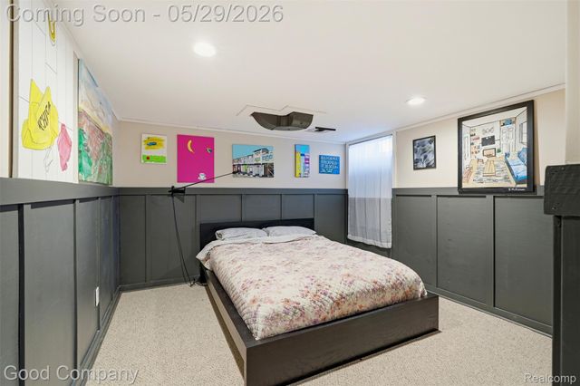 18187 Birwood Avenue, Beverly Hills Village, MI 48025