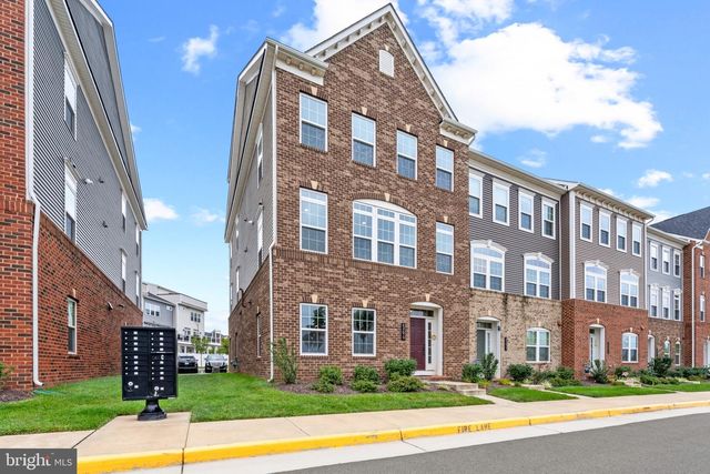 42679 ASGARD TER, Sterling, VA 20166