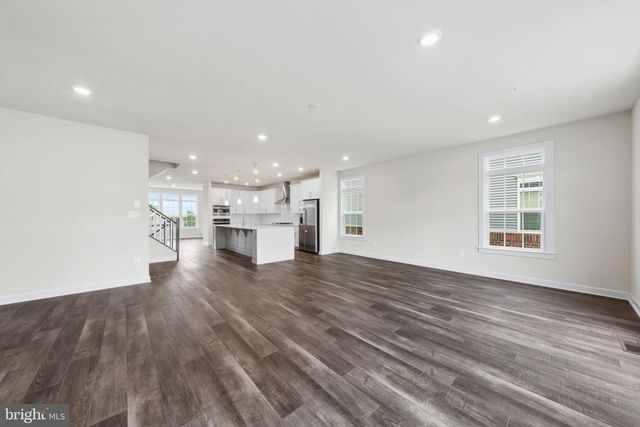 42679 ASGARD TER, Sterling, VA 20166