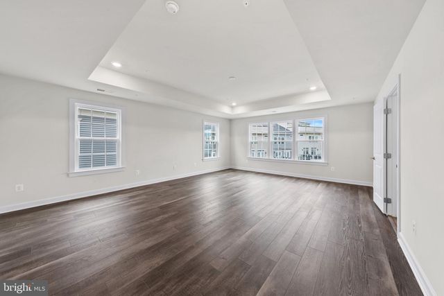 42679 ASGARD TER, Sterling, VA 20166