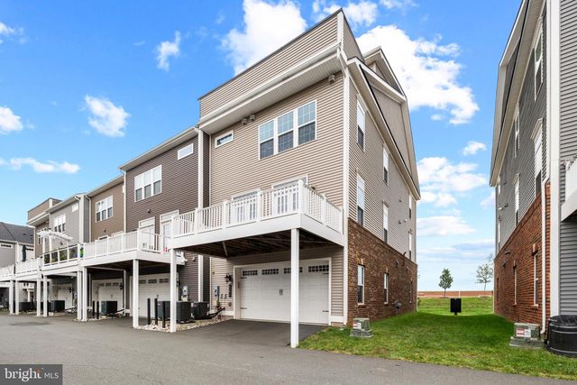 42679 ASGARD TER, Sterling, VA 20166