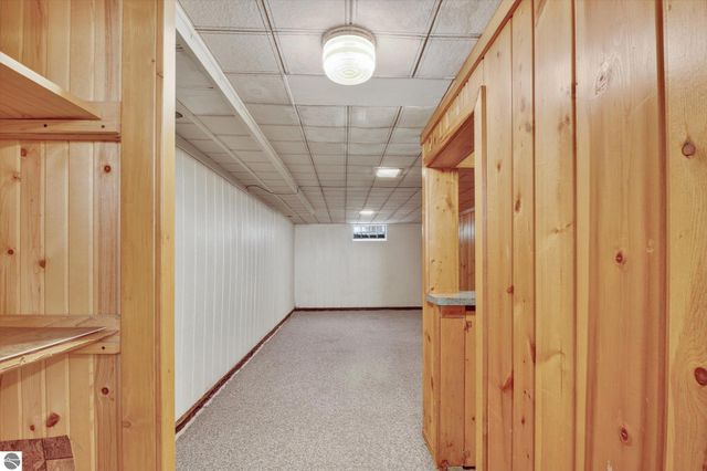 510 E Saginaw Street, St Louis, MI 48880