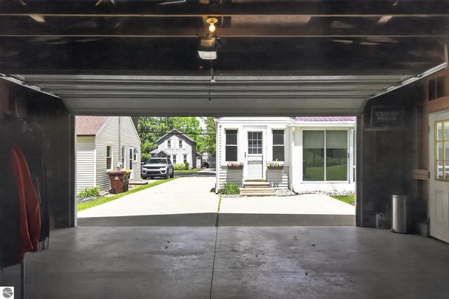 510 E Saginaw Street, St Louis, MI 48880