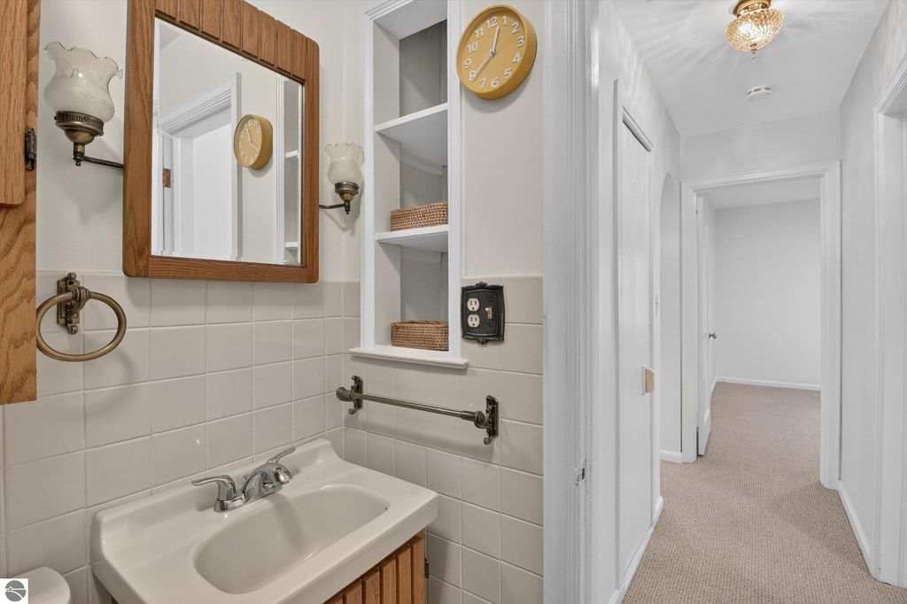 Image 21 of property listing at 510 E Saginaw Street, St Louis, MI 48880
