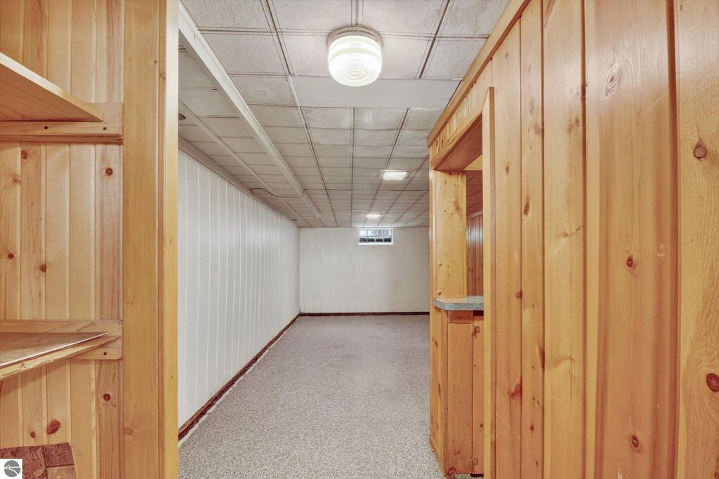 Image 34 of property listing at 510 E Saginaw Street, St Louis, MI 48880