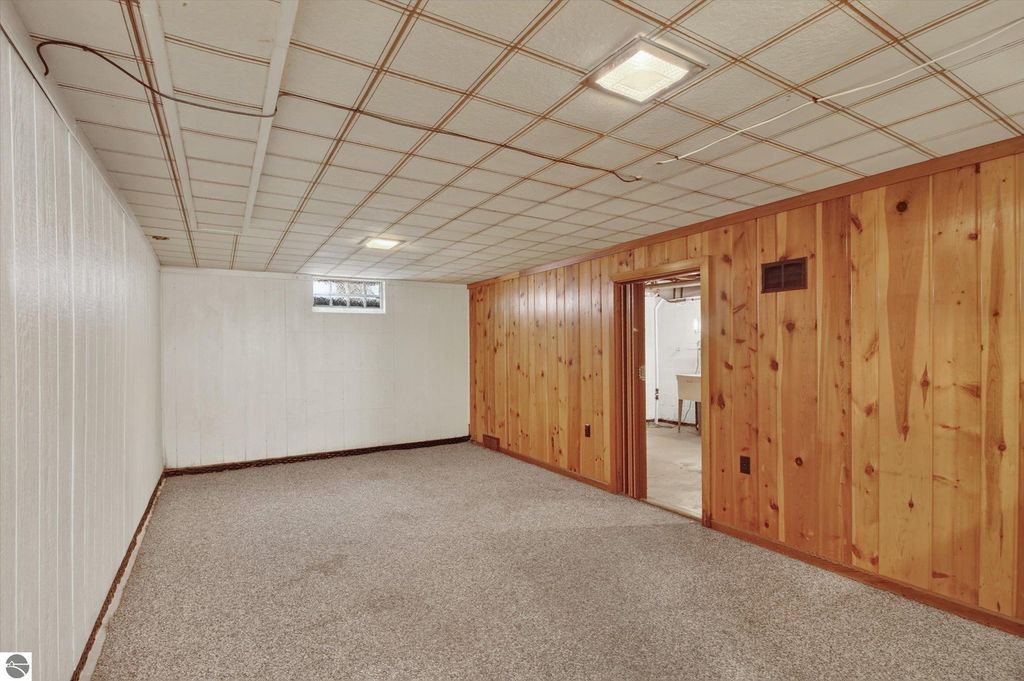 Image 37 of property listing at 510 E Saginaw Street, St Louis, MI 48880