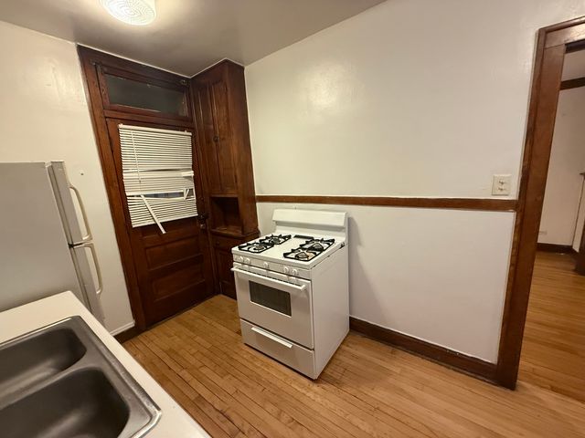 3152 N Linder Avenue 1, Chicago, IL 60641