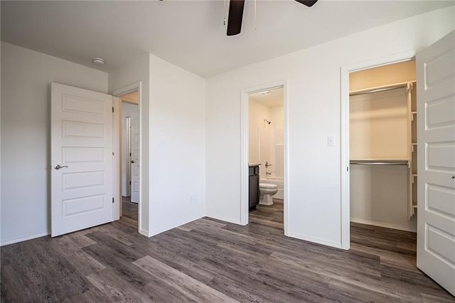 825 S Rupple Road 2, Fayetteville, AR 72704