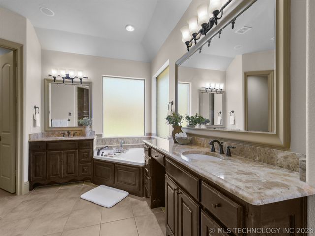 22533 Front Nine, Thackerville, OK 73459