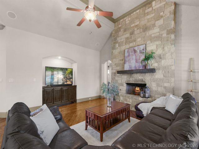 22533 Front Nine, Thackerville, OK 73459