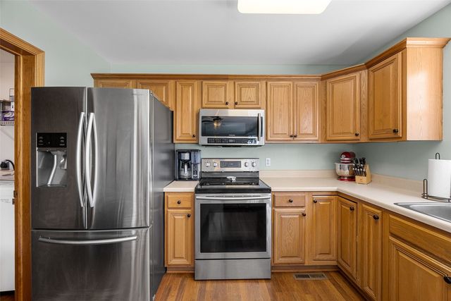 1321 Acacia Drive NE, Cedar Rapids, IA 52402
