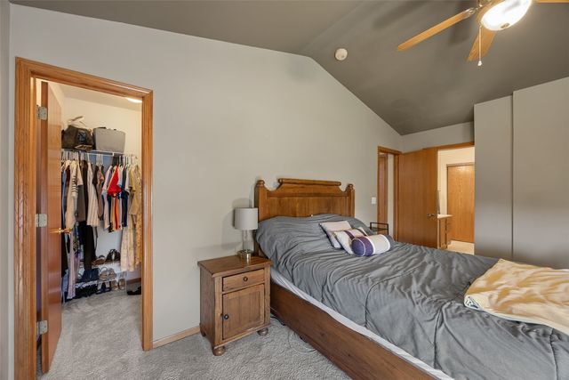 1321 Acacia Drive NE, Cedar Rapids, IA 52402