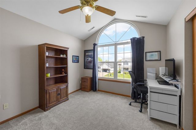 1321 Acacia Drive NE, Cedar Rapids, IA 52402