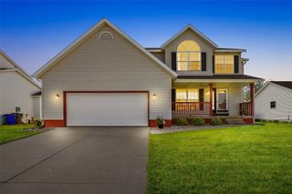 1321 Acacia Drive NE, Cedar Rapids, IA 52402