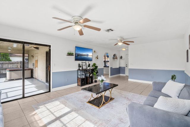 950 SE Taft Ave Avenue, Palm Bay, FL 32909