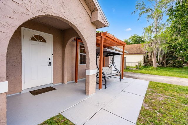 950 SE Taft Ave Avenue, Palm Bay, FL 32909