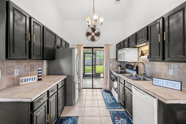 950 SE Taft Ave Avenue, Palm Bay, FL 32909