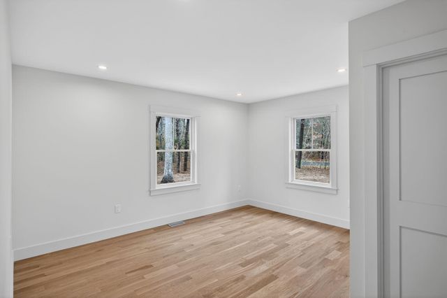 255 Epanow Road, Eastham, MA 02642