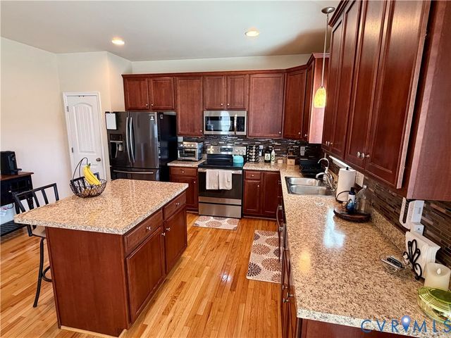 2225 Thomas Kenney Dr, Glen Allen, VA 23060