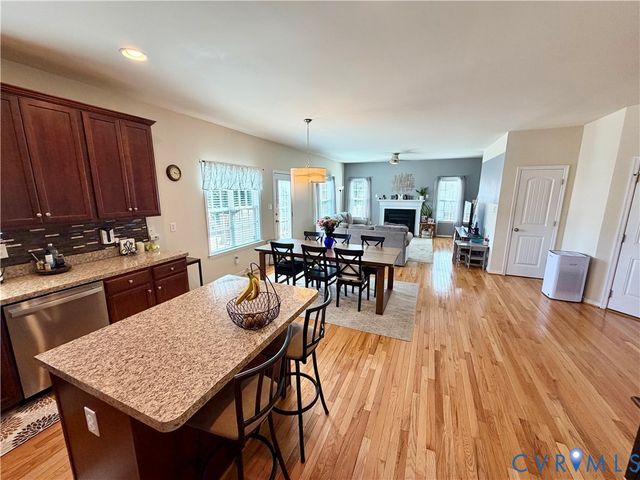 2225 Thomas Kenney Dr, Glen Allen, VA 23060