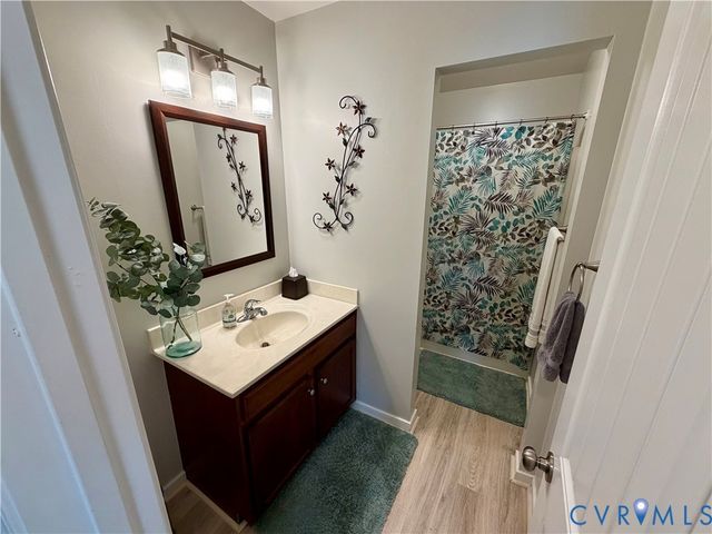 2225 Thomas Kenney Dr, Glen Allen, VA 23060