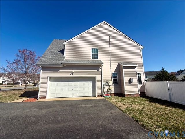 2225 Thomas Kenney Dr, Glen Allen, VA 23060