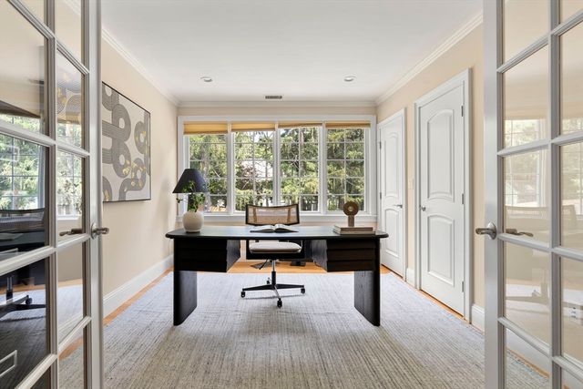 22 Scotney Road, Newton, MA 02467