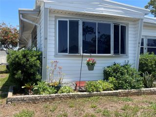 7880 54TH AVENUE N 9, St Petersburg, FL 33709