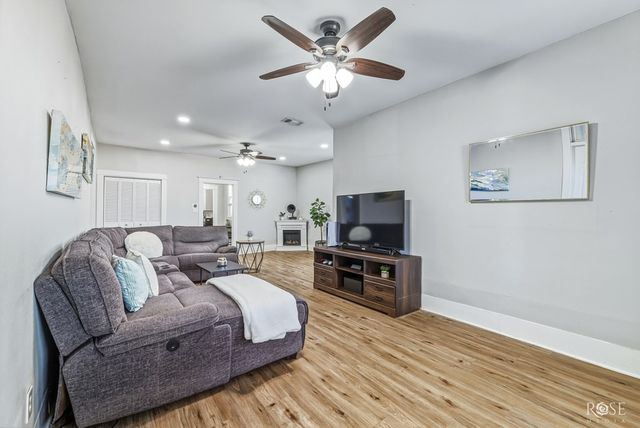 309 S Washington Street, San Angelo, TX 76901